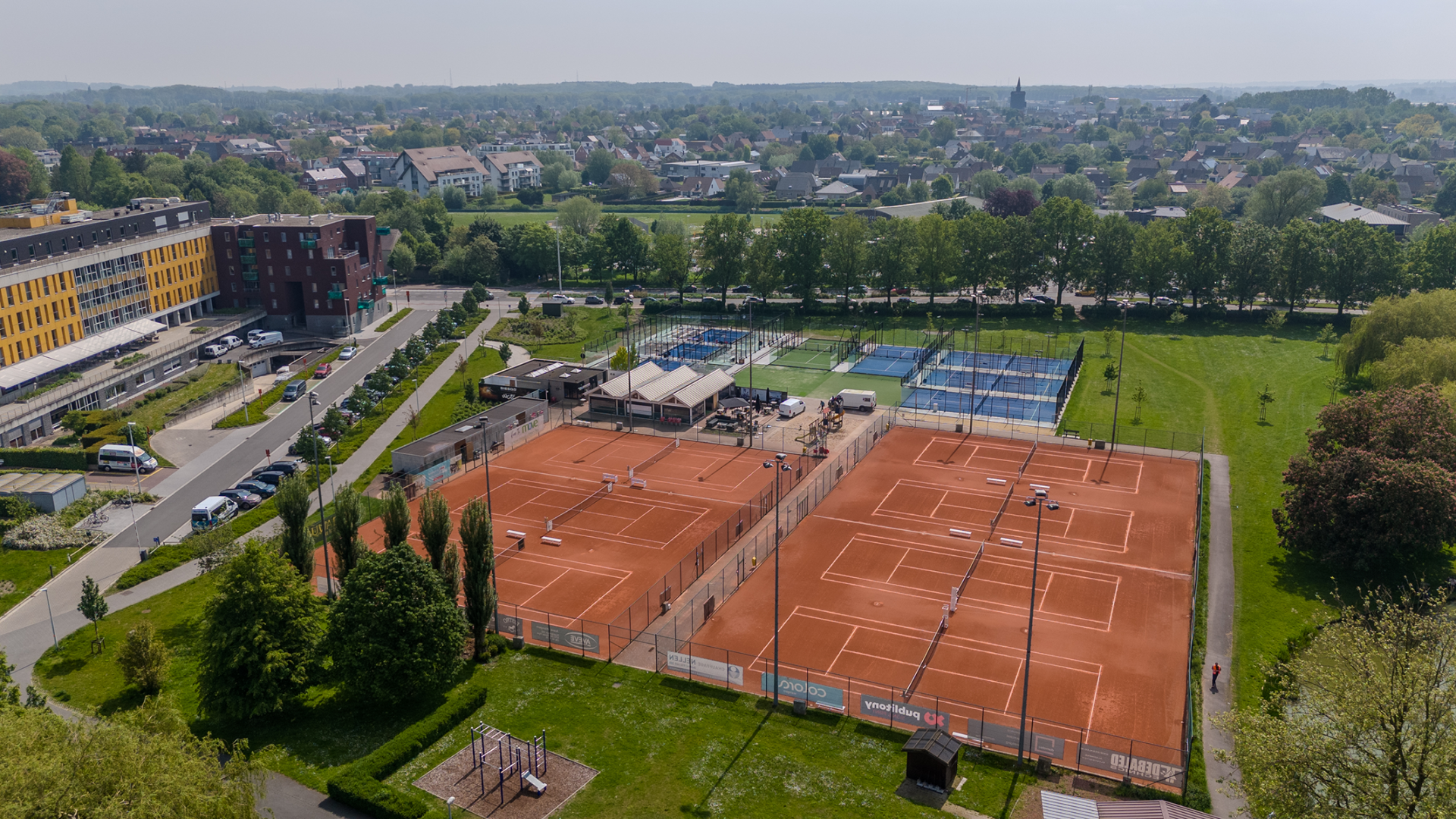 Luchtfoto van Waregem Gaver Tennis Club