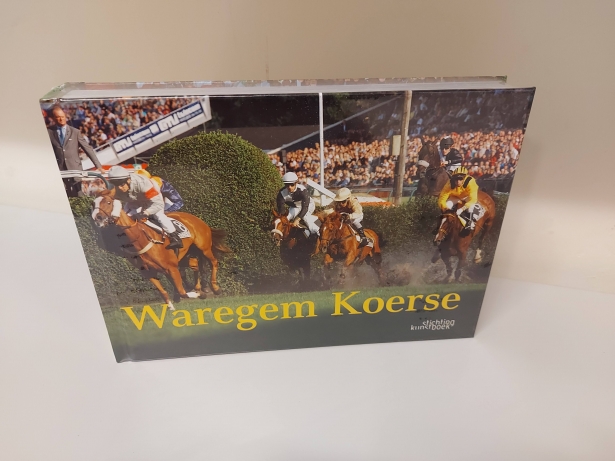 Waregem koerse-boek